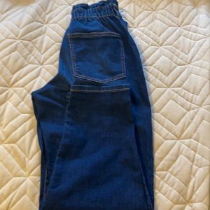 Jeans size 3/5 high waist With elastic waist